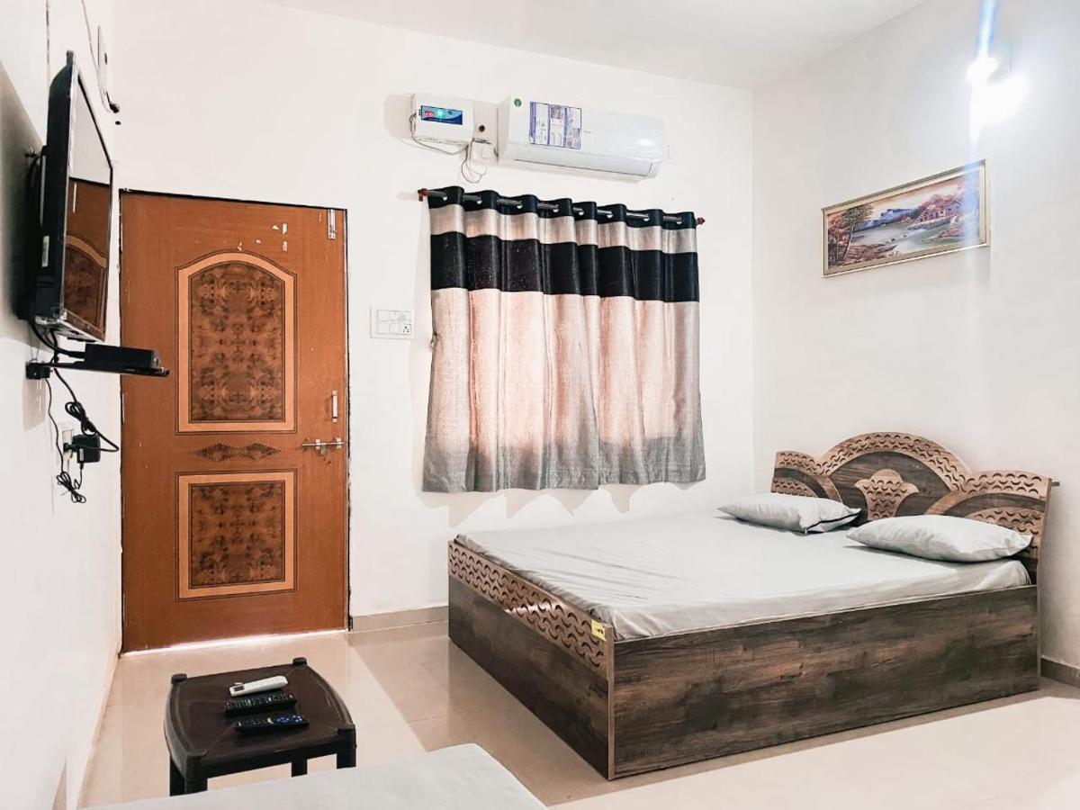Mahadev Premium Homestay Garudeshwar Esterno foto