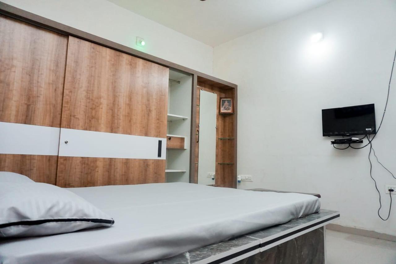 Mahadev Premium Homestay Garudeshwar Esterno foto