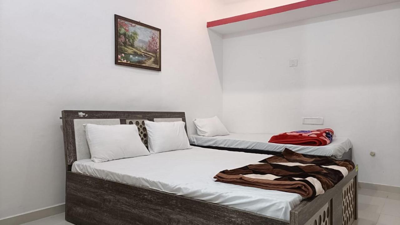 Mahadev Premium Homestay Garudeshwar Esterno foto